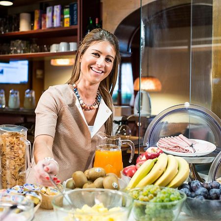Le Petit Charme-Inn Zermatt Ngoại thất bức ảnh