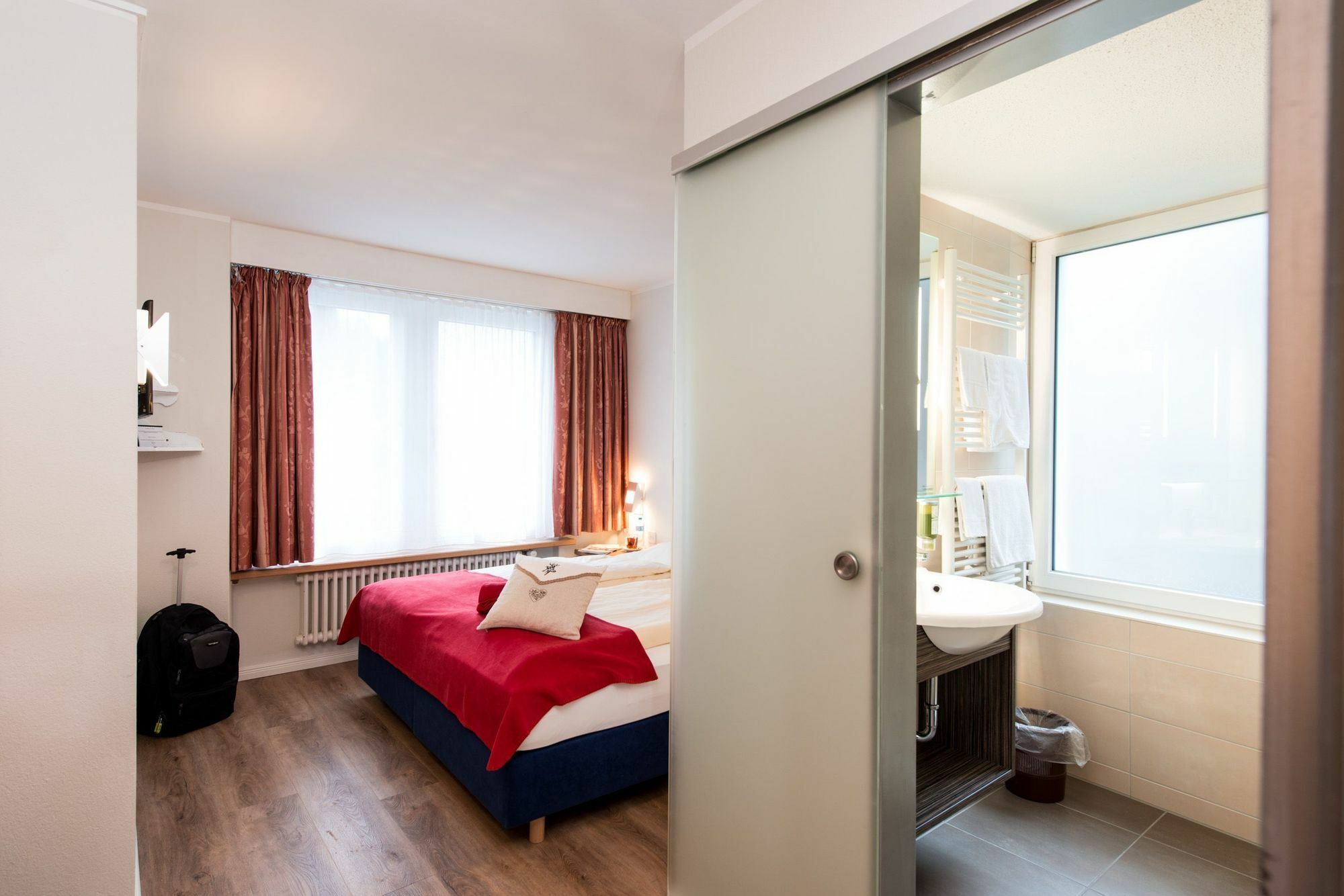 Le Petit Charme-Inn Zermatt Ngoại thất bức ảnh